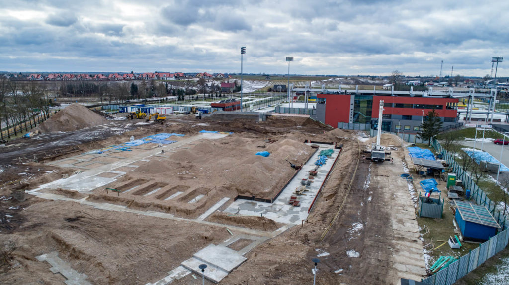 Suwałki Arena - plac budowy z lotu ptaka, fot. DroneUp.pl